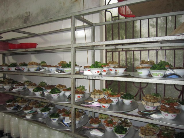 Thái Bình: Gần 200 người khuyết tật về chùa Từ Xuyên dự khóa tu