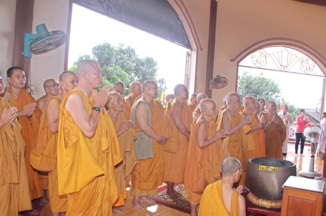 Bình Định: Tịnh Xá Ngọc Duyên G.Đ III Hệ Phái Khất Sĩ       Kỷ Niệm ngày Khánh Đản lần thứ 92 Tổ Sư Minh Đăng Quang