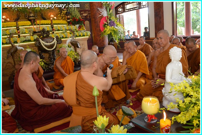 TP. HCM: Chùm ảnh lễ dâng y Kathina PL 2558 tại Xá Lợi Phật Đài
