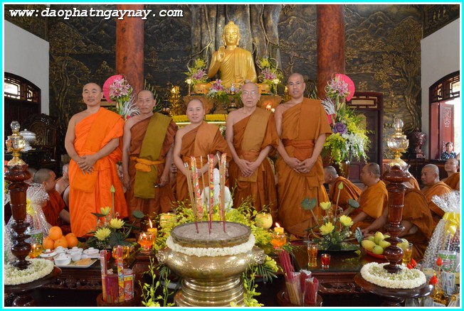 TP. HCM: Chùm ảnh lễ dâng y Kathina PL 2558 tại Xá Lợi Phật Đài