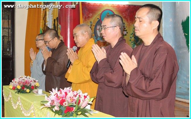 TP.Hồ Chí Minh:  Khoá Tu  Gieo Hạt Từ Tâm - Kì 32  Chủ Đề: Người Lái Đò!