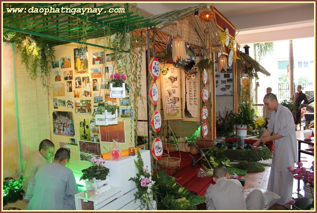 Chùm ảnh: Sẵn sàng cho lễ kỷ niệm 25 năm thành lập Trường Trung Cấp Phật Học TP. HCM (1989 - 2014)