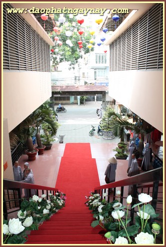 Chùm ảnh: Sẵn sàng cho lễ kỷ niệm 25 năm thành lập Trường Trung Cấp Phật Học TP. HCM (1989 - 2014)