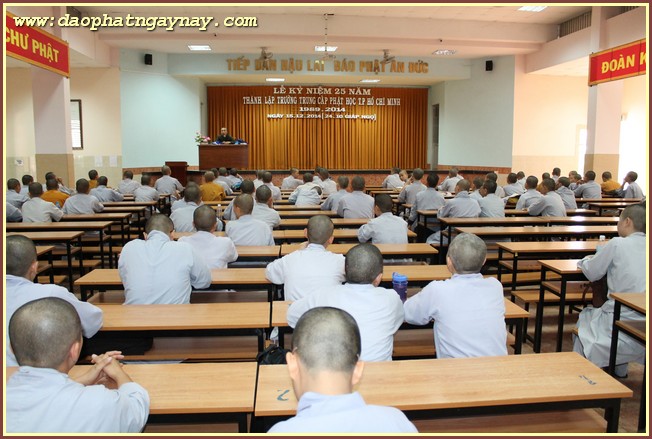 Chùm ảnh: Sẵn sàng cho lễ kỷ niệm 25 năm thành lập Trường Trung Cấp Phật Học TP. HCM (1989 - 2014)