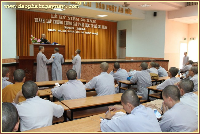 Chùm ảnh: Sẵn sàng cho lễ kỷ niệm 25 năm thành lập Trường Trung Cấp Phật Học TP. HCM (1989 - 2014)