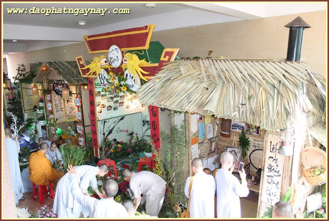 Chùm ảnh: Sẵn sàng cho lễ kỷ niệm 25 năm thành lập Trường Trung Cấp Phật Học TP. HCM (1989 - 2014)