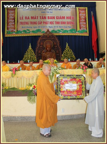 Bình Dương: Lễ Ra Mắt Tân Ban Giám Giám Hiệu Trường Trung Cấp Phật Học Tỉnh Bình Dương