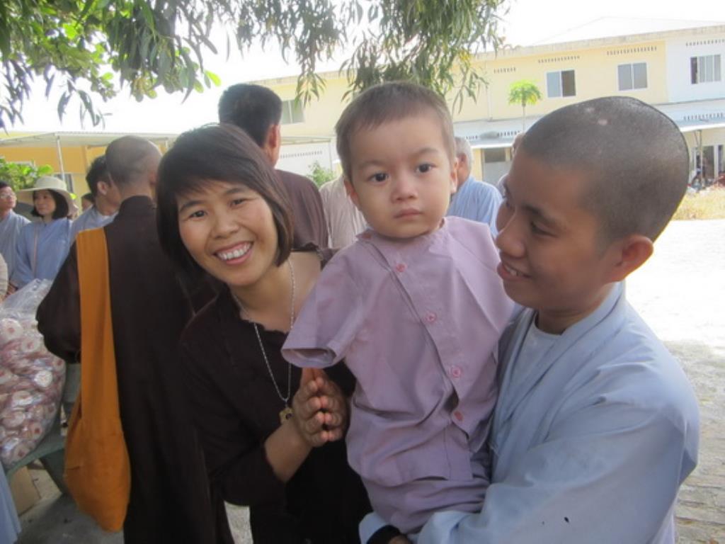 Chuyến hoằng pháp của TT.Thích Thiện Thuận và TT.Thích Hạnh Bảo tại Khánh Hòa