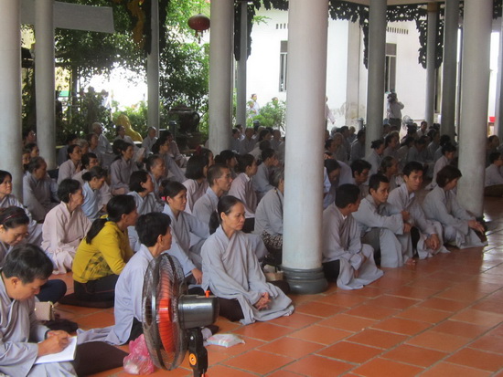 Chùa Lộc Thọ tổ chức khóa tu Bát quan trai lần 9