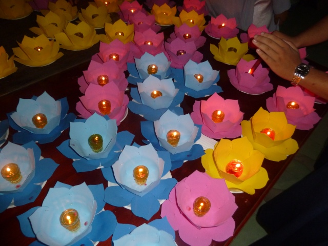 TP. HCM: Đêm hoa đăng lễ vía Quán Thế Âm Bồ Tát tại chùa An Linh