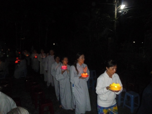 TP. HCM: Đêm hoa đăng lễ vía Quán Thế Âm Bồ Tát tại chùa An Linh
