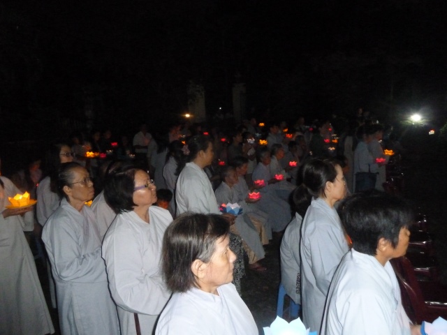 TP. HCM: Đêm hoa đăng lễ vía Quán Thế Âm Bồ Tát tại chùa An Linh
