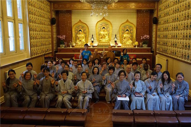 Vương Quốc Anh Phật Quang Sơn thí nghiệm khóa tu mùa đông tại Thủ đô Luân Đôn