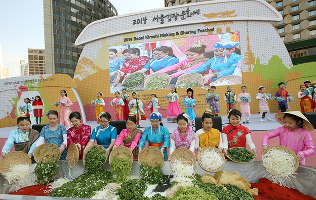 Hàn Quốc: Phật giáo hưởng ứng Lễ hội Muối Kimchi “chia sẻ yêu thương”