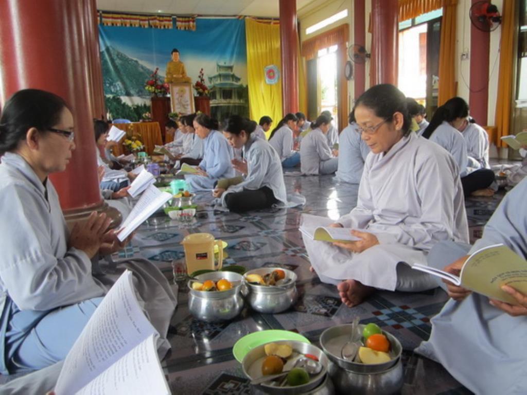 Tịnh xá Ngọc Sơn tổ chức khóa tu Bát quan trai lần thứ 18