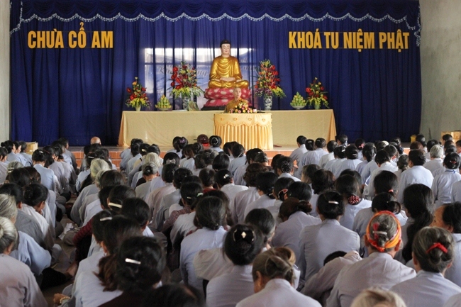 TT Thích Nhật Từ thuyết giảng trong ngày tu an lạc tại chùa Cổ Am