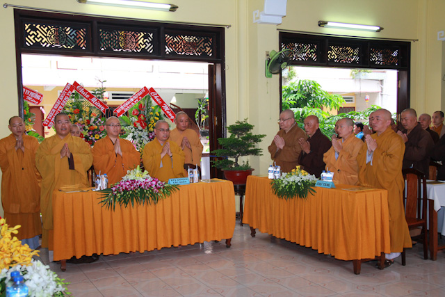 TP.HCM: Phật giáo quận 10 Tổng kết công tác Phật sự năm 2014
