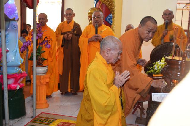 Khánh Hòa: Lễ nhập kim quan Hòa thượng Thích Trí Hải