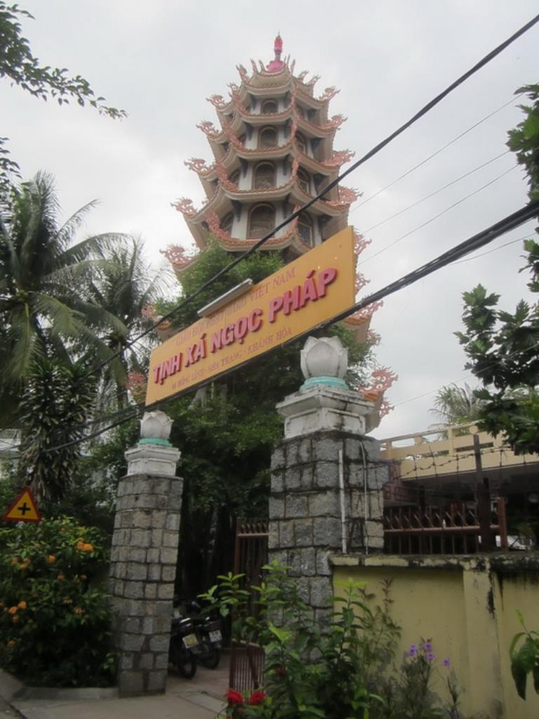 Đạo tràng bát quan trai tịnh xá Ngọc Pháp