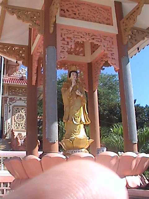 Thăm chùa Bửu Phước trên đồi Núi Sạn