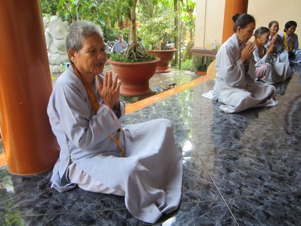 Một ngày tu tập Bát quan trai giới tại Tổ đình Thiên Bửu