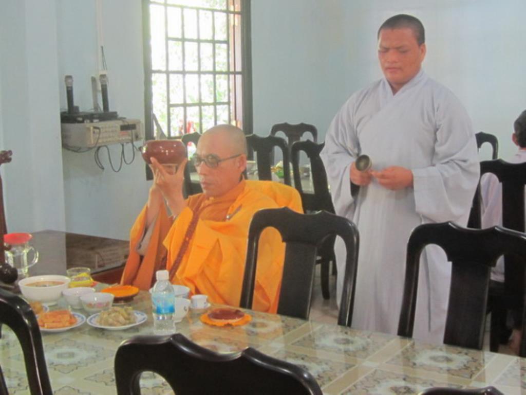 Một ngày tu tập Bát quan trai giới tại Tổ đình Thiên Bửu