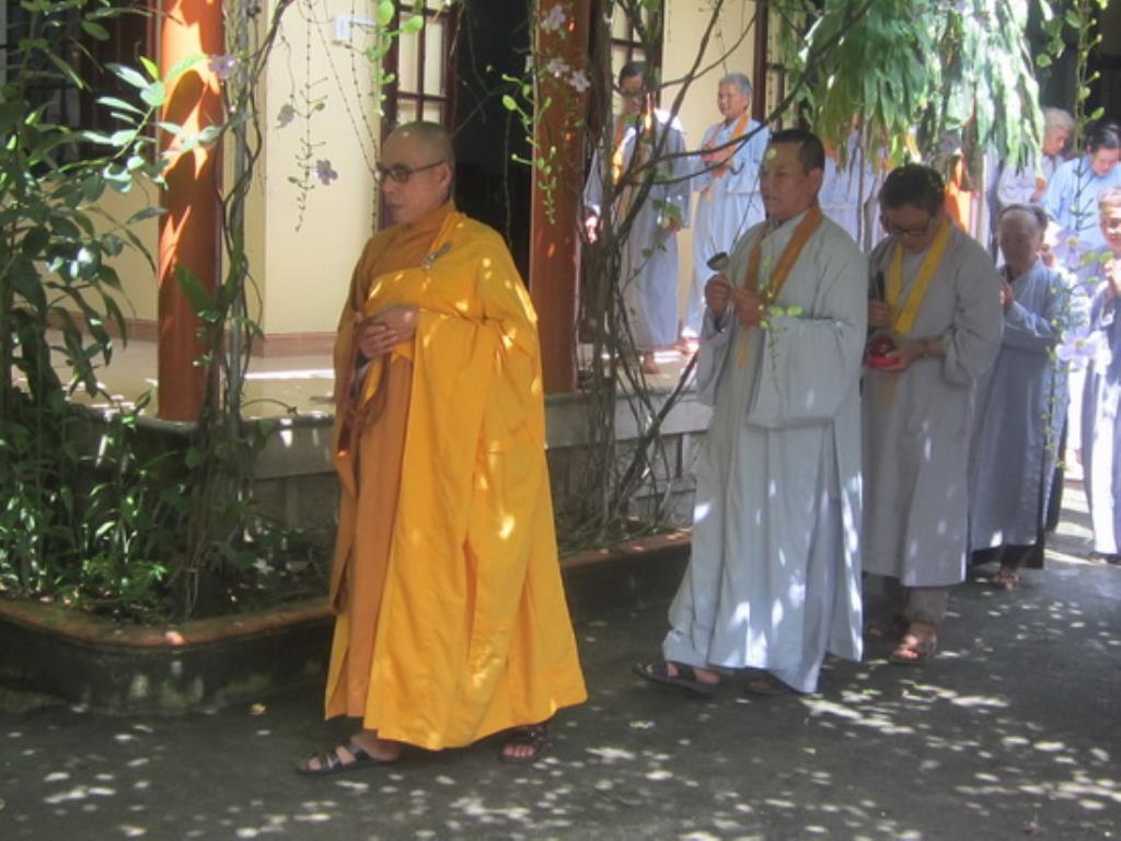 Một ngày tu tập Bát quan trai giới tại Tổ đình Thiên Bửu