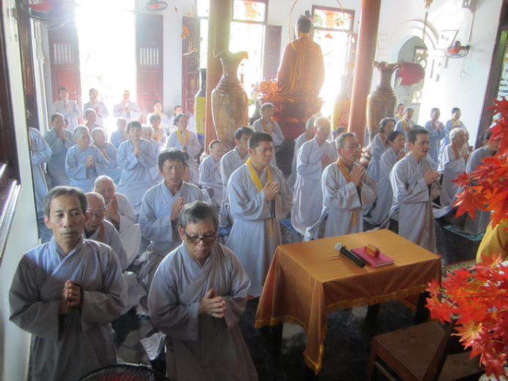 Một ngày tu tập Bát quan trai giới tại Tổ đình Thiên Bửu