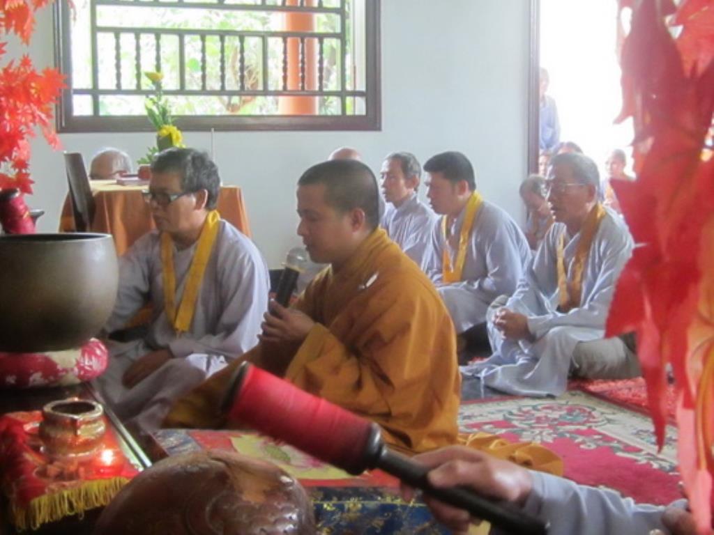 Một ngày tu tập Bát quan trai giới tại Tổ đình Thiên Bửu