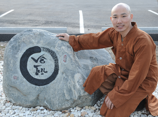 Thiền viện Vô Ưu, California, Hoa Kỳ -  điểm đến đầu năm 2015 của hai nhà thư pháp  Thích Giác Thiện, Thích Nhuận Pháp.