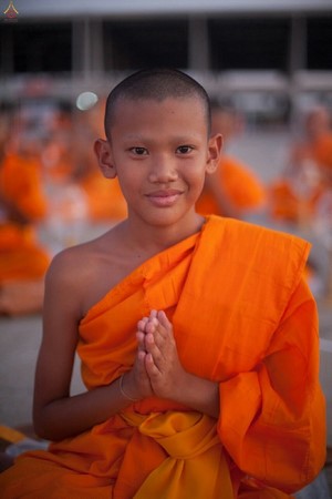 Thái Lan: Hình ảnh Lễ Truyền trao Giới pháp tại Tu viện Wat Phra Dhammakaya