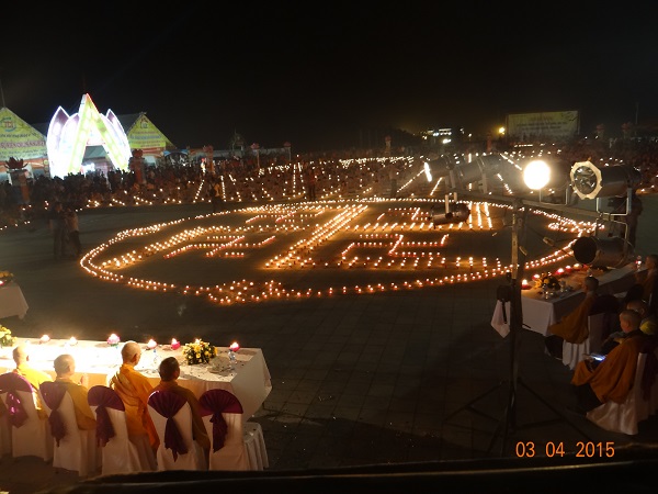 Vĩnh Phúc: Lung Linh Lễ Hôi Hoa Đăng Tây Thiên 2015