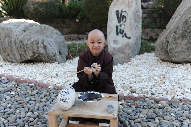 Thiền viện Vô Ưu, California, Hoa Kỳ -  điểm đến đầu năm 2015 của hai nhà thư pháp  Thích Giác Thiện, Thích Nhuận Pháp.