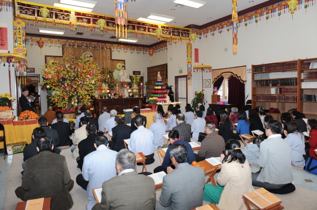 Hoa Kỳ: Lễ Phật đầu năm Ất Mùi 2015 tại chùa Phổ Từ