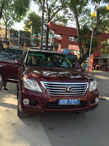 HT Yoshimizu Daichi cúng dường 01 kg vàng xây dựng VN Quốc Tự