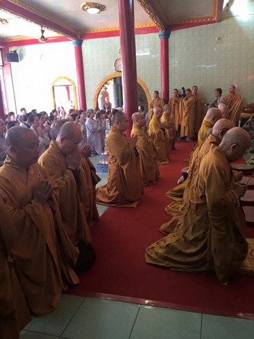 HT Yoshimizu Daichi cúng dường 01 kg vàng xây dựng VN Quốc Tự