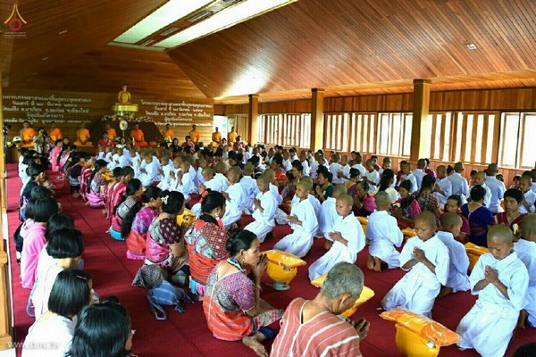 Thái Lan: Chùm ảnh xuất gia gieo duyên