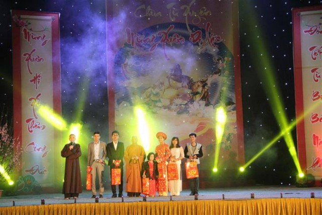 Thái Bình: Không khí đón xuân tại chùa Từ Xuyên