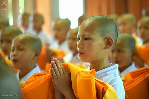 Thái Lan: Chùm ảnh xuất gia gieo duyên