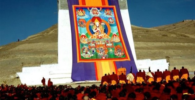 Chùm ảnh Lễ hội tổ Monlam Phật giáo Tây Tạng 2015
