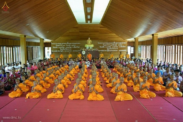 Thái Lan: Chùm ảnh xuất gia gieo duyên