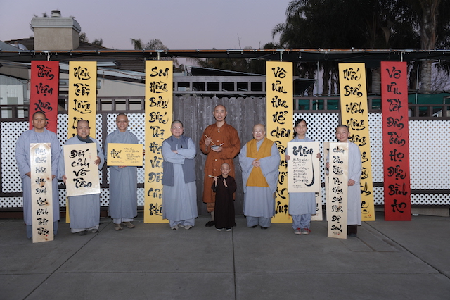 Thiền viện Vô Ưu, California, Hoa Kỳ -  điểm đến đầu năm 2015 của hai nhà thư pháp  Thích Giác Thiện, Thích Nhuận Pháp.