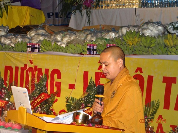 Vĩnh Phúc: Lung Linh Lễ Hôi Hoa Đăng Tây Thiên 2015