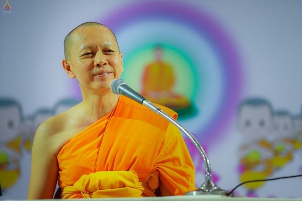 Thái Lan: Hình ảnh Lễ Truyền trao Giới pháp tại Tu viện Wat Phra Dhammakaya