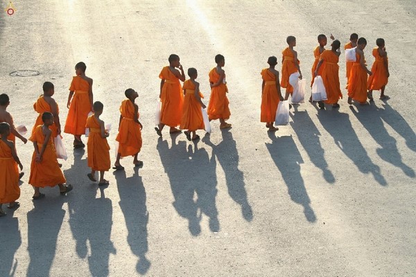 Thái Lan: Hình ảnh Lễ Truyền trao Giới pháp tại Tu viện Wat Phra Dhammakaya