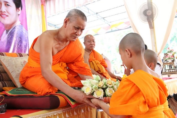 Thái Lan: Chùm ảnh xuất gia gieo duyên