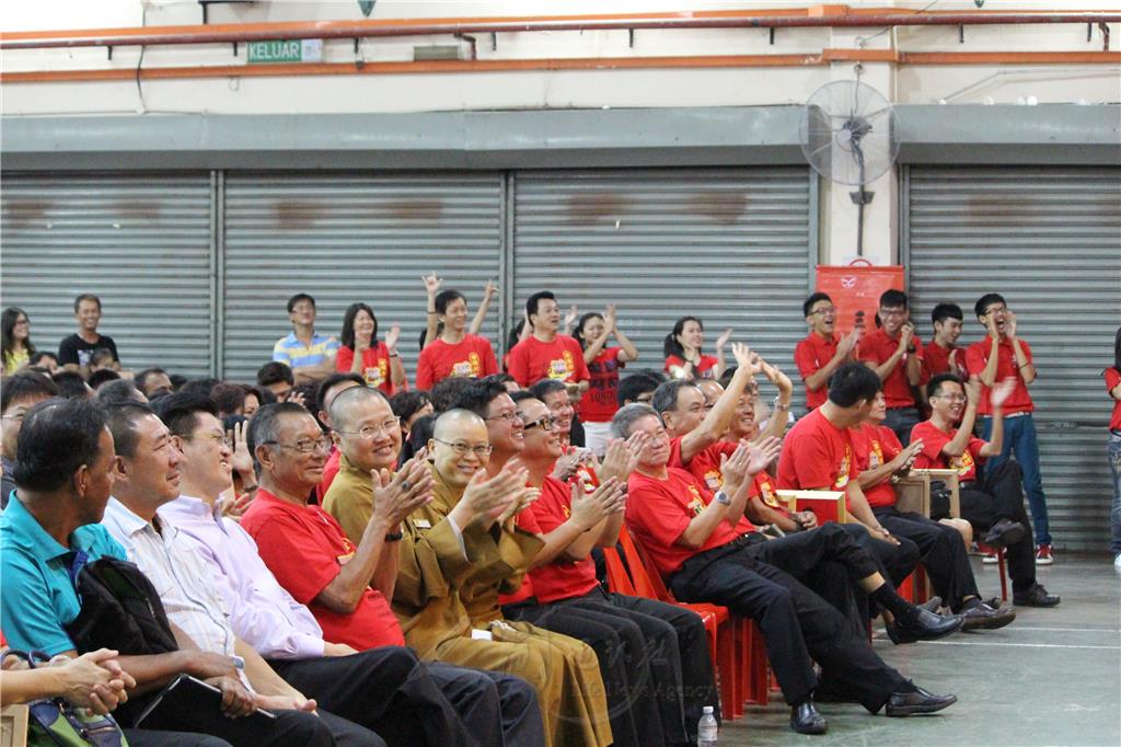 Malaysia: Phật Quang Sơn Đông Thiền Tự tổ chức “đêm bình an Gia Long Hạnh Phúc thôn”