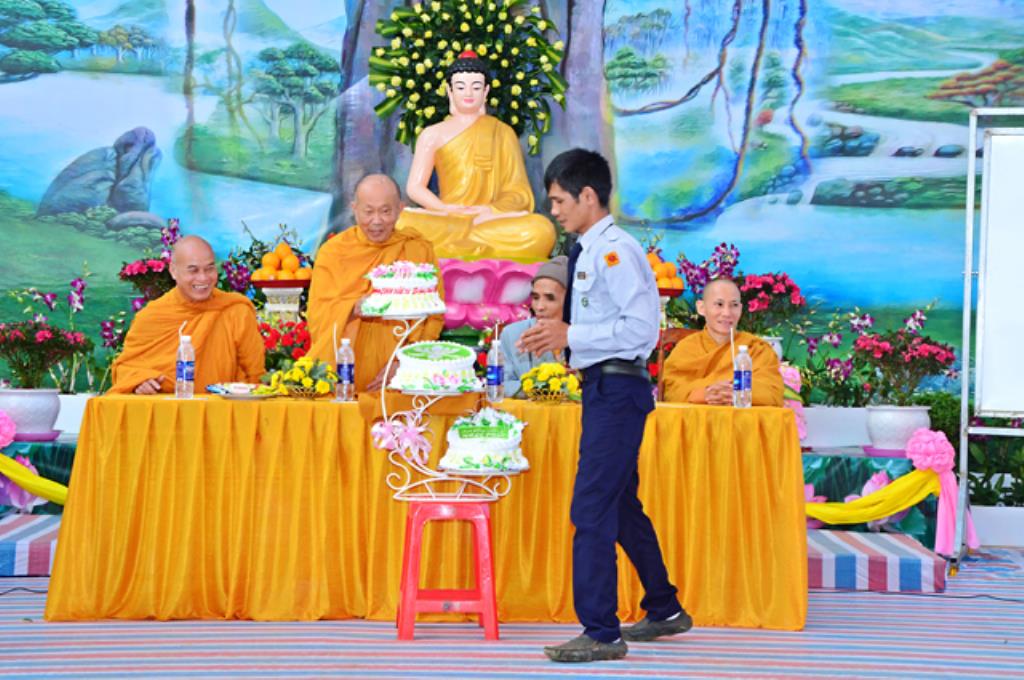 Gia Lai: Lễ Chu Niên Lần Thứ 20 GĐPT Tịnh Xá Ngọc Phúc và Đêm Văn Nghệ Kính Mừng Đức Phật Thành Đạo