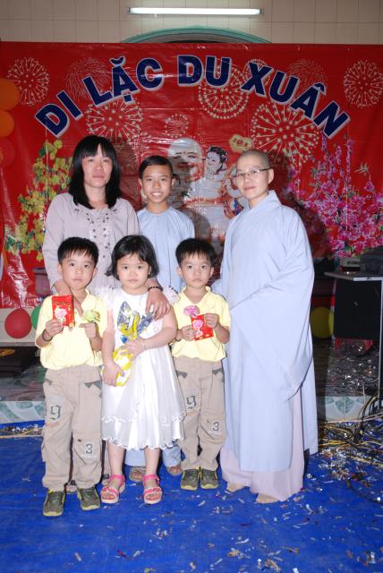 TP. HCM: Di Lặc du xuân về trên Tu Viện Cát Tường