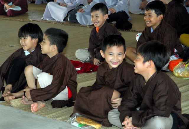 Khóa tu tại Học viện PGVN tại TP. HCM cơ sở Lê Minh Xuân ngày 05/04/2015